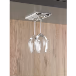 Un support de rangement cuisine pour verres à pied suspendus Le porte-verres vous permet d'aménager la cuisine de votre véhic ...