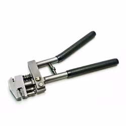 Pour effectuer des soyages sur la tôle ou des trous de perforation de diamètre 5 mm. Travail propre et sans efforts ! Épaisse ...