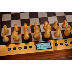 Millennium The King Performance Jeu d'échecs Bureau International