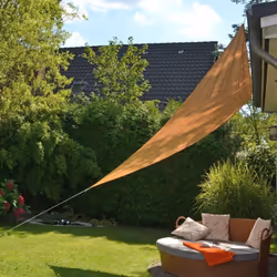 Les voiles d'ombrage sont de plus en plus populaires et constituent une bonne alternative intemporelle à un parasol. Avec cet ...