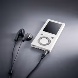Intenso Lecteur MP3 Vidéo Scooter BT 64 Go – Bluetooth 5.0, écran LCD 1,8", USB-C, lecteur de carte microSD, autonomie de 18 h, lecteur de musique et de vidéo, blanc - Vue supplémentaire 6
