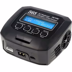 enquête Design compact Écran LCD avec rétroéclairage Connecteur XT60 intégré sur le panneau avant description Le SkyRC S65 es ...