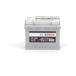 Bosch - Batterie de démarrage S5006 - Ce produit de marque est neuf.