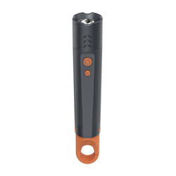 Lampe de poche led ''FLX350'', piles, rés. chocs, alu., 4 mdes+sos, zoom Hama