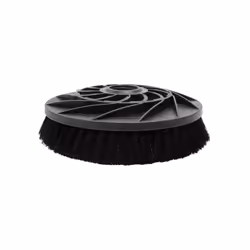 Brosse douce noire pour nettoyer les surfaces délicates avec la Twin Brush. C’est l’accessoire idéal pour nettoyer les bateau ...