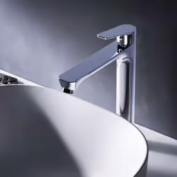 Mitigeur haut conçu pour l'eau chaude et l'eau froide. Installation facile en 1 trou. Le mitigeur peut être utilisé pour les ...