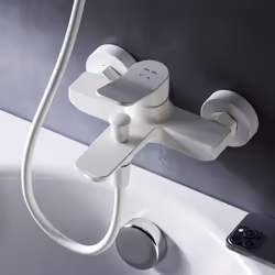 La hauteur du bec de la baignoire est de 16,4 cm. Peu encombrant - convient à l'installation dans les toilettes des invités. ...