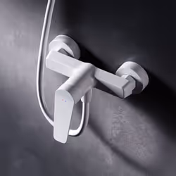 DESIGN : le design moderne de la poignée facilite l'utilisation et le revêtement Everlast assure la durabilité et la résistan ...