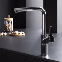 GOUVERNEMENT ROTATIF : Le goulot rotatif vous donne plus de liberté dans l'utilisation du robinet de lavabo. Si nécessaire, v ...