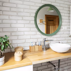 Accessoires de bain porte brosse à dents porte-savon liquide 4 pièces en bambou, nature - Relaxdays