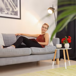 Relaxdays - Table d'appoint ronde, Motif décoratif, en bois, basse, trois pieds,HxD 40,5x 40 cm, noire,blanche,naturelle