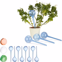 Personne n’aime retrouver ses plantes mortes en rentrant des vacances. Ce lot de 12 globes d’arrosage vous aide à maintenir v ...