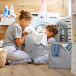 Panier à linge tissu bambou, Coffre à linge pliable, Corbeille à linge, 2 compartiments, 74 l, gris - Relaxdays
