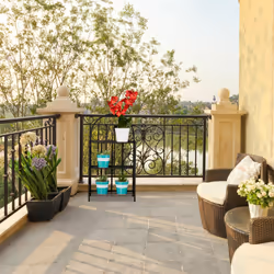 Relaxdays étagère extérieure jardin, pliable, 3 niveaux, balcon, jardin & intérieur, métal, HLP 83 x 44,5 x 25 cm, noir
