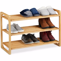Cette étagère à chaussure pratique offre un espace de rangement suffisant pour vos chaussures - dans l’entrée, le dressing ou ...