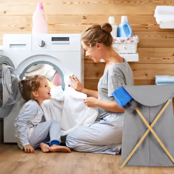 Relaxdays Panier à linge, corbeille à vêtements pliant avec couvercle, 58 L, transportable, Bambou, tissu, 62,5x43x42 cm
