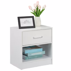 La commode de nuit à tiroirest exactement ce qu’il vous faut si vous appréciez lire un peu ou vérifiervotre téléphone portabl ...