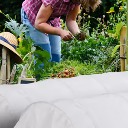 Relaxdays - 2 tunnels de croissance pliables, avec arceaux, longueur 3,4 m, tissu non tissé, pour le jardin, blanc