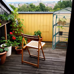 Relaxdays Serre de balcon, acier, bâche en PVC, 3 étagères, H x L x P : 122 x 64 x 45 cm, vert et transparent