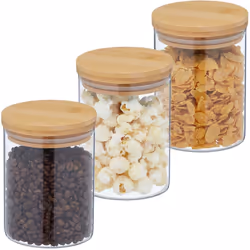 Avec ces pots en verre en lot de 3, vous conservez vos denrées alimentaires de façon peu encombrante et ordonnée. Qu’il s’agi ...