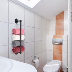 Porte-serviettes autoadhésif en inox, pour la salle de bain,sans perçage, hlp : 5,5 x 40,5 x 7 cm, noir - Relaxdays