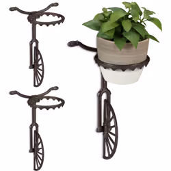 Grâce à ce porte-pot en fonte en lot de 3 avec roue décorative , vous pouvez mettre en valeur vos plantes à la maison. Le des ...