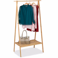 Ce portant au design simple mais élégant vous permet de ranger vos vêtements de manière ordonnée tout en décorant votre intér ...