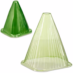Vous cherchez un accessoire pour protéger vos jeunes plantes quand arrive le printemps ? Le microclimat sous cette cloche en  ...