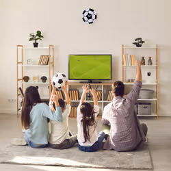 Relaxdays - Horloge murale pour les fans de football, sans nombres, ø 30 cm, chambre enfant/ado, noir et blanc
