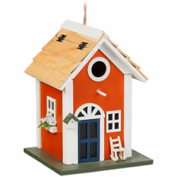 Vous cherchez une jolie décoration qui se fond parfaitement au paysage ? Alors cette cabane à oiseaux décorative est faite po ...
