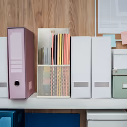 Relaxdays - Range-revues en métal 2 compartiments A4, HxLxP : 31,5x14,5x25 cm, porte-magazines stable design maille, blanc