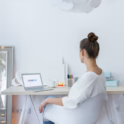 Relaxdays - Organiseur bureau, 4 pièces, métal, porte-documents, compartiment pour notes, porte-trombones et stylos, blanc