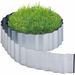 Cette bordure de jardin permet de séparer et de délimiter clairement les parterres de fleurs, les espaces verts et les chemin ...