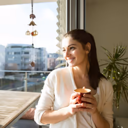 Relaxdays - Carillon à vent, en lot de 2, déco Feng Shui, suspendre, pour intérieur et extérieur, doré et noir