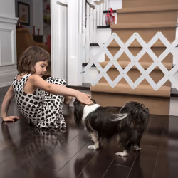 Relaxdays - Barrière de sécurité pour chiens, jusqu'à 108,5 cm, 47,5-60 cm de haut, bambou, escaliers & porte, blanc