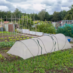 Relaxdays - Tunnel de croissance pliable, système « pop up », 3,5 m, filet antiparasitaire, pour légumes et fraises, blanc