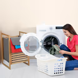 Meuble à linge, cadre en bois de noyer, couvercle, 50 l, pour la salle de bain, hlp 60x40x35 cm, nature/gris - Relaxdays