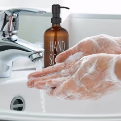 Distributeur de savon, lot de 2, porte-savon liquide, rechargeable, tête de pompe, inscription, 500 ml, marron - Relaxdays