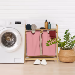 Meuble à linge, structure en bambou, 2 sacs amovibles, h x l x p : 73 x 64 x 33 cm, nature et rose - Relaxdays