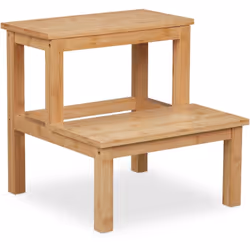 Ce tabouret à la fois pratique et décoratif vous accompagnera au quotidien. Il vous permet d’atteindre sans problème des surf ...