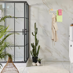 Porte-serviettes mural, HxLxP : 22x60x20 cm, crochets & barres sèche-serviettes, bambou, naturel/blanc - Relaxdays