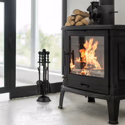 Relaxdays Couverts de cheminée, lot de 5 pièces, tisonnier, pelle & balai à cendres, pince, support, pour poêle, noir