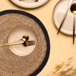 Relaxdays Set de table (à manger), 4 dessous au design rond, en eichhornia, diamètre : 37 cm, nature et noir