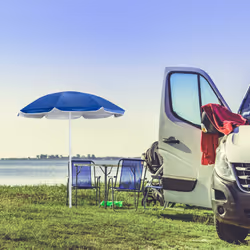 Parasol, diamètre 160 cm, inclinable, hauteur réglable, protection uv, sac de transport, plage & balcon, bleu - Relaxdays