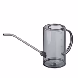 Votre balcon ou votre intérieur est agrémenté de jolies plantes ? Alors cet arrosoir est l’accessoire idéal pour toujours pre ...