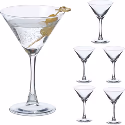 Ce lot de 6 verres à martini est l'accessoire idéal pour vos soirées décontractées entre amis. Les verres sont parfaits pour ...