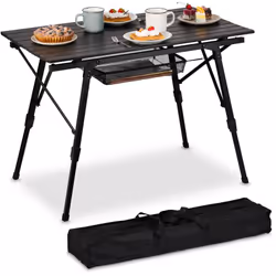 Cette table pliable est l’accessoire à avoir pour le prochain camping, pour aller pique-niquer entre amis ou comme support po ...