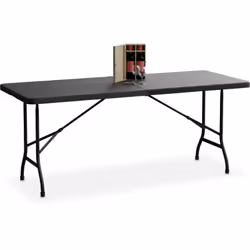Cette table de jardin est parfaitement adaptée pour vos soirées barbecue et vos fêtes. Conçue pour accueillir confortablement ...