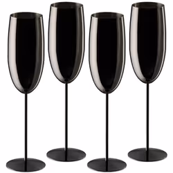 Accueillez élégamment vos convives en leur offrant une délicieuse coupe de champagne avec ce set de superbes flûtes ! La surf ...