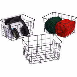 Les paniers décoratifs en métal du lot de 3 sont très polyvalents et offrent un espace de rangement élégant pour les petits o ...